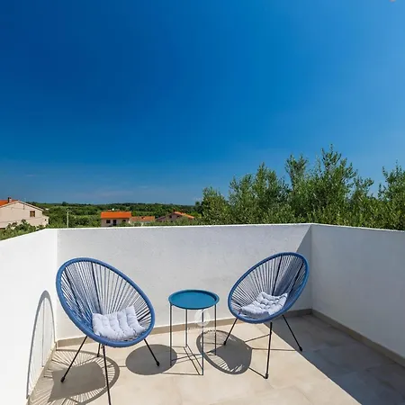 Casa vacanze Adorable With Private Garden And Bubble Bath